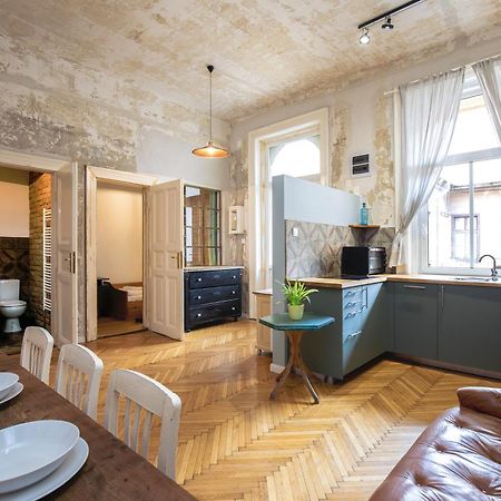 Budapestayz - Weiner Apartments Bagian luar foto