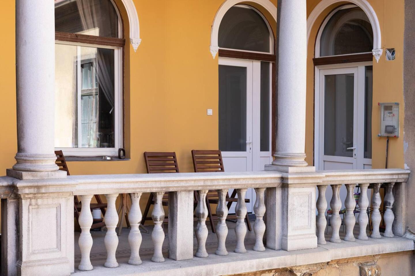Budapestayz - Weiner Apartments Bagian luar foto